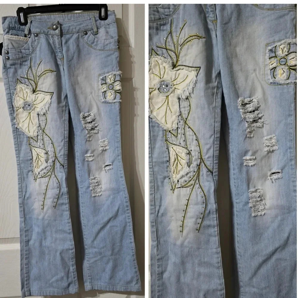 ITTIERRE SpA Vintage Embroidered Flare Jeans, Leather Flowers, RARE, Sz 27, EUC!